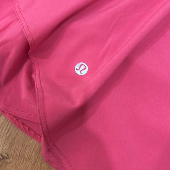 Lululemon skirt - Picture 2 of 3